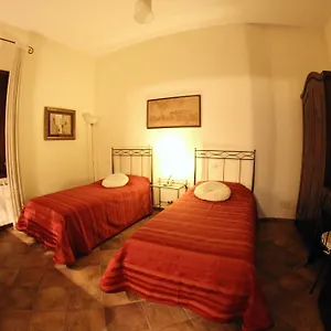 2* Bed & Breakfast Corte Barocca